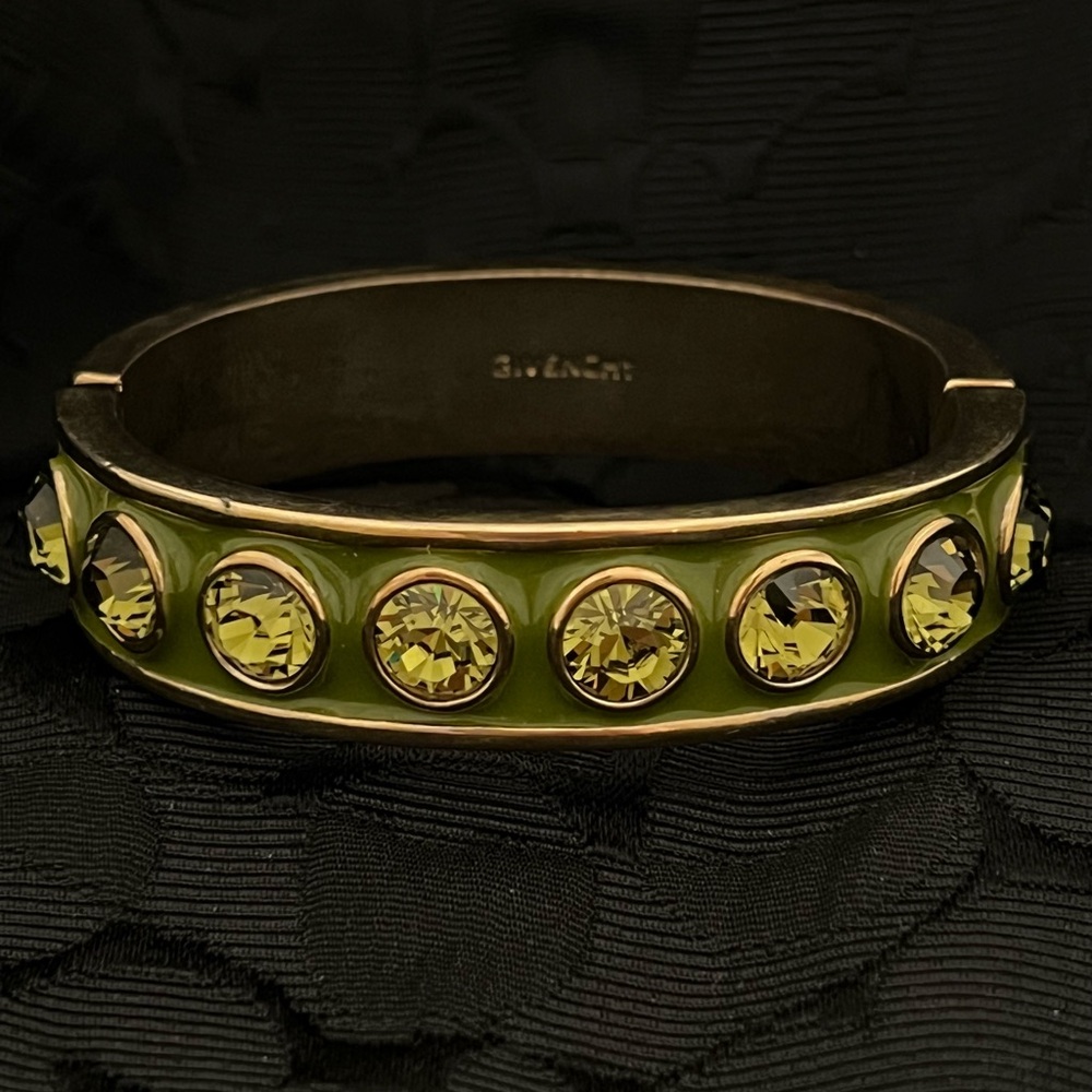 Vintage Olive green Givenchy hinge bracelet!